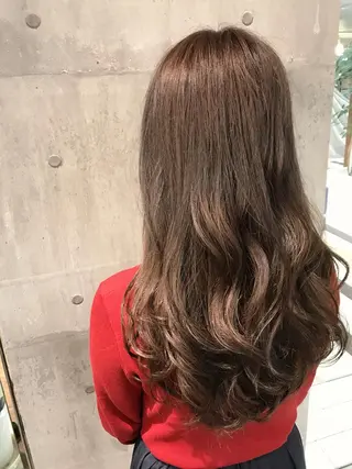 ミディアム カラー 髪質改善ｶﾗｰ ｹｱﾌﾞﾘｰﾁ/ﾀﾑのヘアスタイル