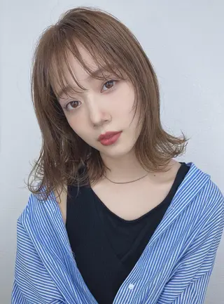 セミロング カラー Sea by LUVISM所属・Sea by LUVISM アヤノのヘアスタイル