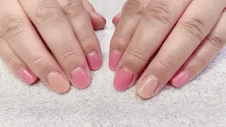 ネイル BLOOMブルーム所属・佐伯 彩菜のネイルデザイン