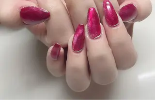 ネイル KARI ネイルサロンのネイルデザイン