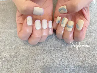 ネイル 岡本 友恵のネイルデザイン