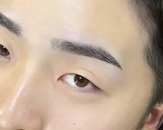 メンズ アイブロウ 眉毛サロン Geko ゲコ 南越谷 新越谷所属・メンズ専門眉毛サロン Gekoの眉毛・アイブロウイメージ