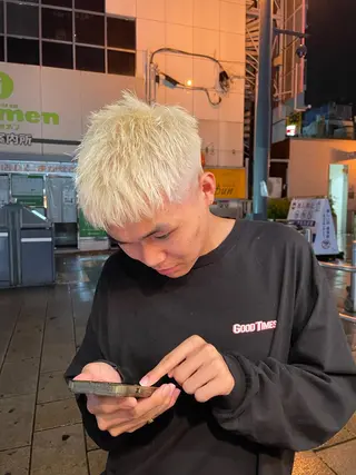 カラー メンズ メンズサロン🔥 プリストオオサカのヘアスタイル