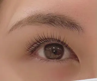 マツエク・マツパ eye.mor一宮店所属・eye.mor 一宮店の眉毛・アイブロウイメージ