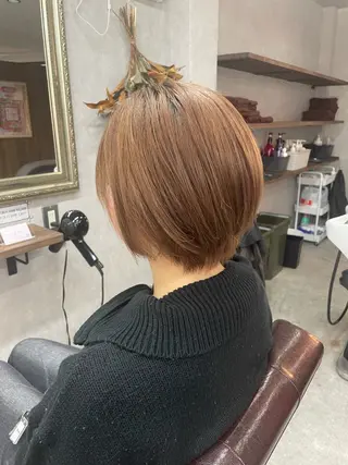 ショート カラー Lien 深井店のヘアスタイル