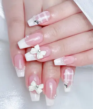 ネイル M🌷nail 長さだし専門店のネイルデザイン