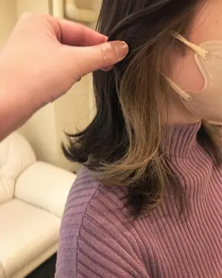 ミディアム カラー ヘアアレンジ チーフデザイナー 若林　麻衣のヘアスタイル