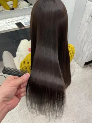 セミロング 韓国ネイル🤍 イワサキ　リコ🍒のネイルデザイン