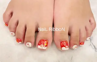 ネイル ネイルリボン 受付スタッフのネイルデザイン