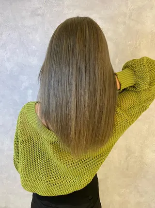 カラー 久永 菫のヘアスタイル