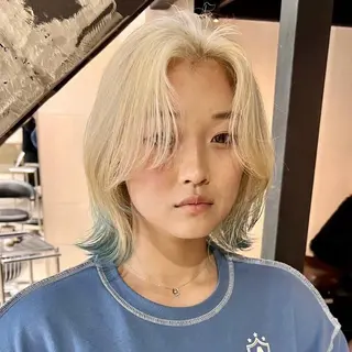 ショート カラー ハイトーン/複雑履歴 名古屋/FUTOのヘアスタイル