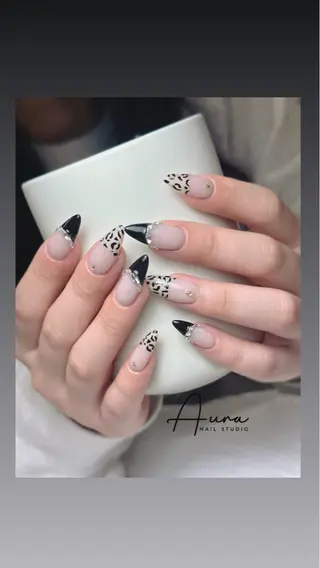 ネイル Aura Nail Studioのネイルデザイン