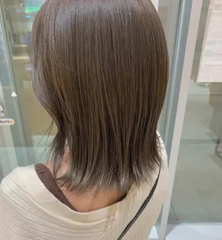 ミディアム カラー 下川 由貴のヘアスタイル