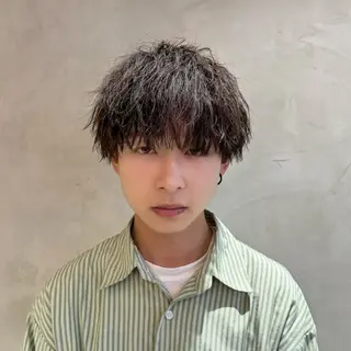 メンズ センターパート/ 暖色カラーayuのヘアスタイル