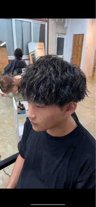 パーマ メンズ isi(イシ)所属・isi／門真／古川橋 EITOのヘアスタイル