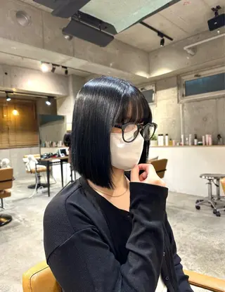 ミディアム カラー La Bonheur hair parfait所属・谷本虎太郎 レイヤー🌈ボブのヘアスタイル