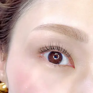 アイブロウ eclat ひばりヶ丘店所属・こがねざわ ふみのマツエク・マツパデザイン