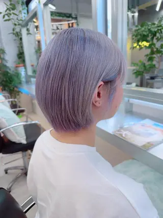 ショート カラー 岡野 静華のヘアスタイル