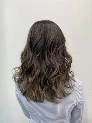 ミディアム 【公式】amble luxe池袋東口🩷のヘアスタイル