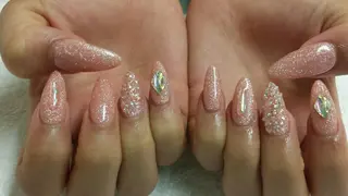 ネイル 河野ちえ (雑誌掲載サロン)のネイルデザイン