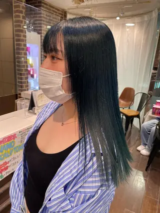 ロング カラー 個性派ネイル 🌼 ハルカ ♡の眉毛・アイブロウイメージ