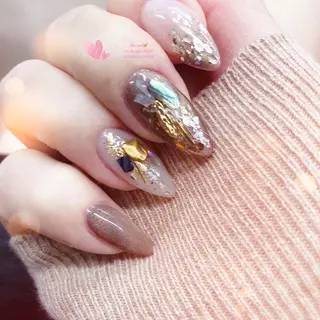 ネイル ネイルサロン 9Carats神田のネイルデザイン