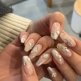 ネイル LABEL TAKARAのネイルデザイン