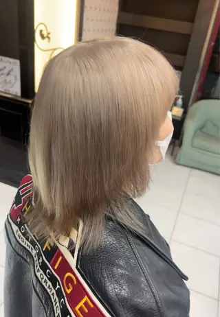 ミディアム prize🤍ྀི kana🖤ྀིのヘアスタイル