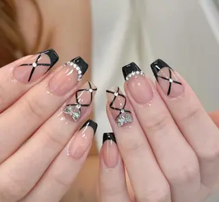 ネイル RAFFINE haru🦋🩵のネイルデザイン