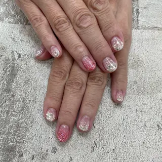 ネイル MAXKELLY EMIのネイルデザイン