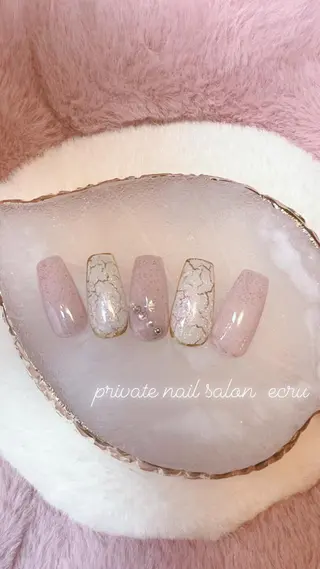 ネイル ecru エクリュのネイルデザイン