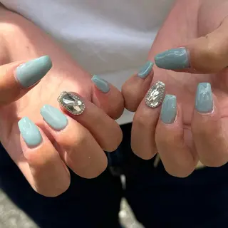 ネイル LAVISH nanamiのネイルデザイン