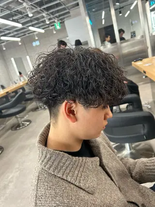 パーマ メンズ イケメン製造機 🔥上原沙羅🔥のヘアスタイル