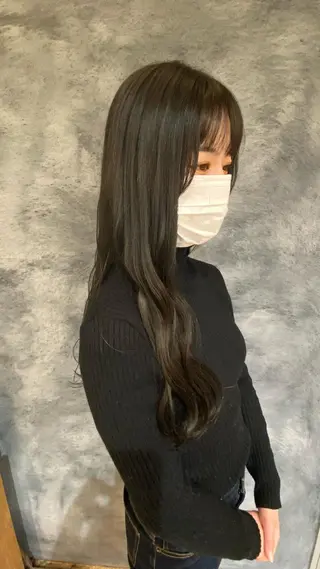 カラー 石田 菜月のヘアスタイル