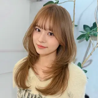 セミロング カラー SAKI 新宿のヘアスタイル