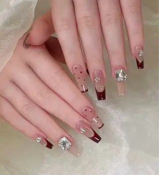 ネイル yurinailsalon所属・萌 モエのネイルデザイン