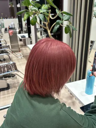 ショート カラー 三浦 航平のヘアスタイル