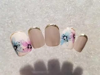 ショート ネイル 吉祥寺🌟 ネイルフロンティアのネイルデザイン