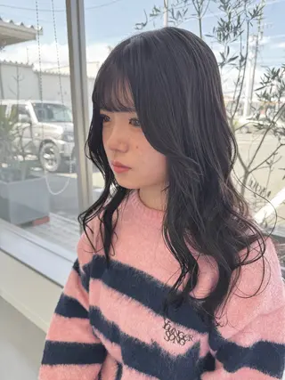 ロング 長谷川 未來のヘアスタイル