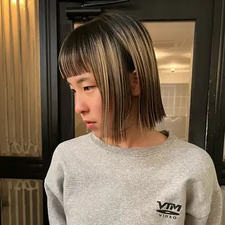 ショート レイヤー/ベージュ mikuのヘアスタイル