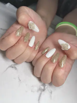 ネイル NEO Beauty Salon所属・𝐍𝐄𝐎 𝐉𝐔𝐑𝐈のネイルデザイン