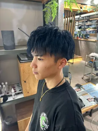 ショート カラー メンズ 溜 一太のヘアスタイル