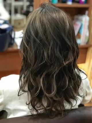 セミロング 菅村 勇亮のヘアスタイル