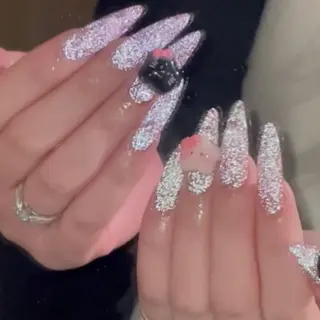 ネイル Prunelle Sekiのネイルデザイン