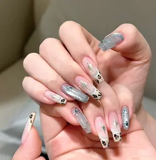 ネイル Oomiya 服部のネイルデザイン