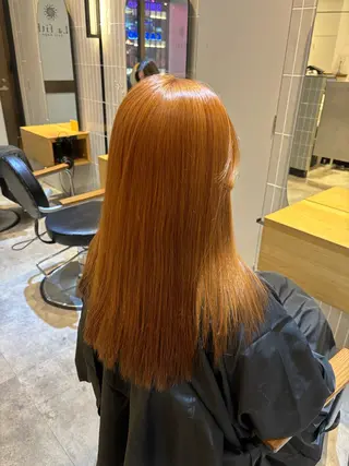 ロング 新宿髪質改善レイヤー カット内田智大のヘアスタイル