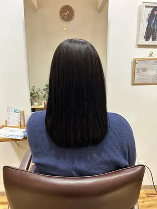 セミロング 根石 結菜のヘアスタイル