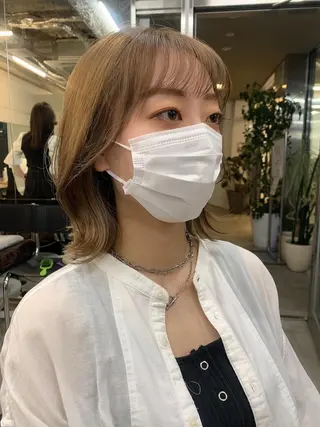 ミディアム 透明感/オリーブ/ グレージュ/YUKAのヘアスタイル