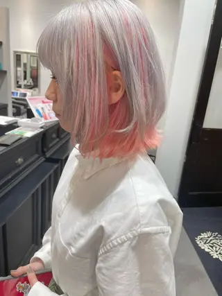 ショート カラー ヘアアレンジ 小倉 愛里のヘアスタイル