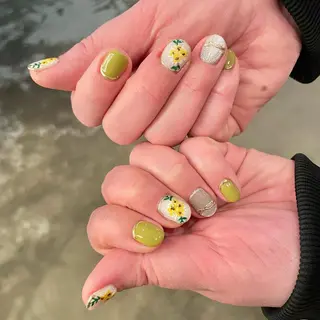 ネイル シモダ カスミ 🦀 @ksm_smdのネイルデザイン